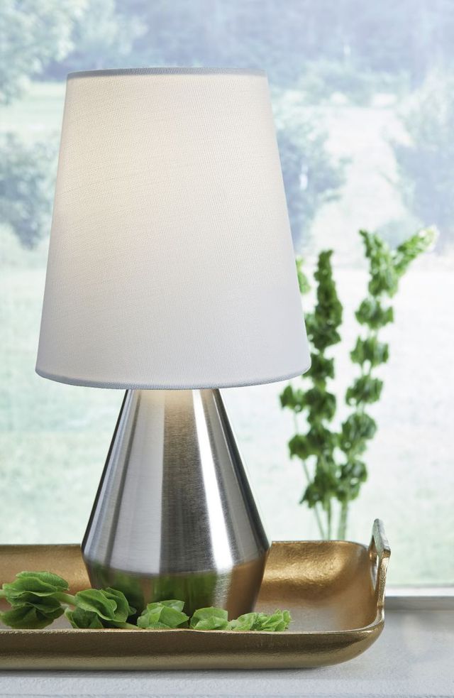 Signature Design by Ashley® Lanry 2-Piece Silver Table Lamp Set-3