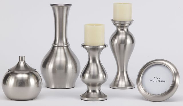 Signature Design by Ashley® Rishona 5-Piece Brushed Silver Accessory Set-1