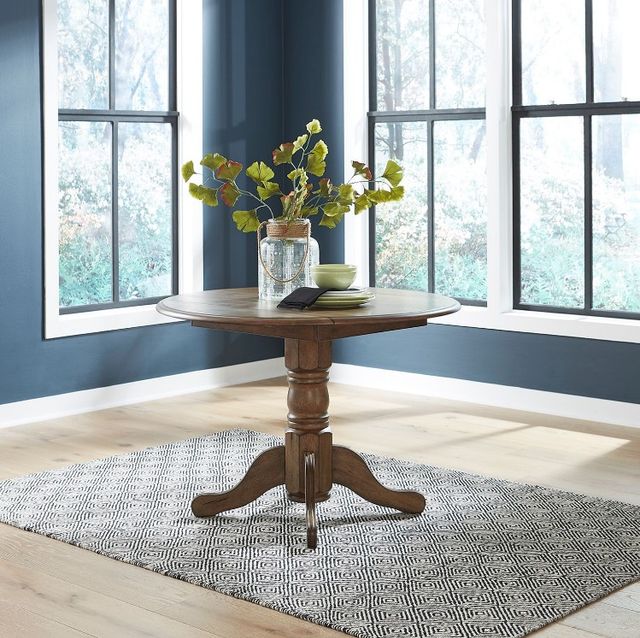 Liberty Furniture Carolina Crossing Antique Honey Round Dining Table-1