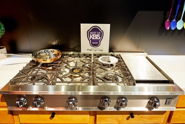 Hestan 48" Stainless Steel 5-Burner Gas Rangetop with Griddle-3
