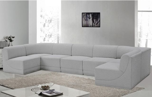 Meridian Furniture Ollie 7-Piece Gray Sectional-3