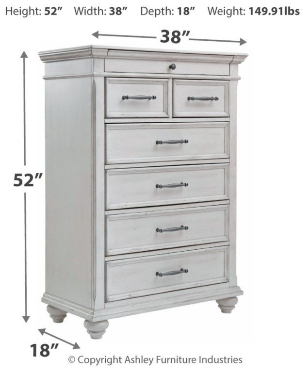 Benchcraft® Kanwyn Whitewash Chest-3