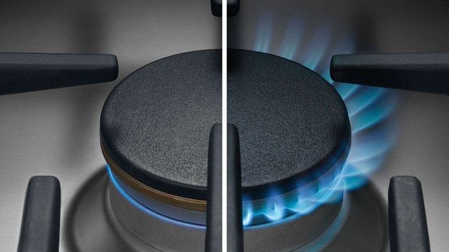 Fisher & Paykel Series 9 36" Stainless Steel Natural Gas Cooktop-4