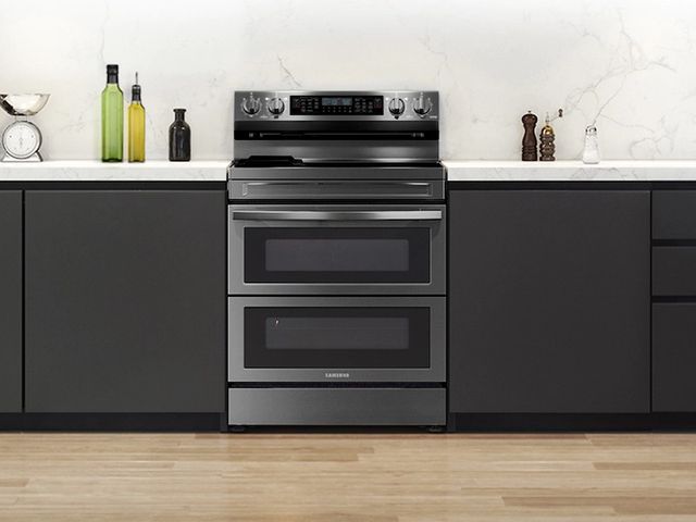 Samsung 30" Fingerprint Resistant Black Stainless Steel Freestanding Electric Range-1