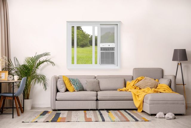 Frigidaire® 10,000 BTU's White Window Mount Air Conditioner-4