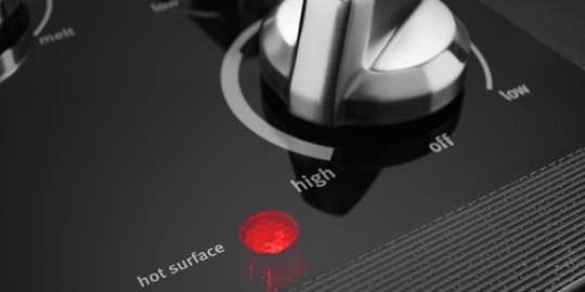 Maytag® 30” Black Electric Cooktop-2