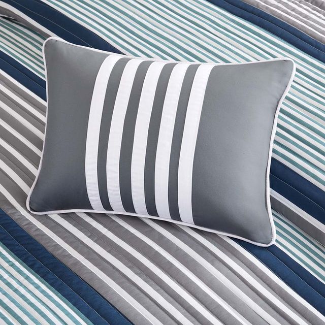 Olliix by Intelligent Design Paul Blue Full/Queen Reversible Coverlet Set-2