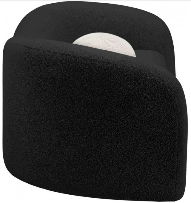 Meridian Furniture Kali Black Loveseat-2