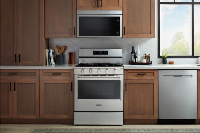 Maytag® 30" Stainless Steel Freestanding Gas Range -8