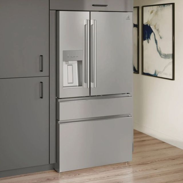 Electrolux 36 in. 21.8 Cu. Ft. Stainless Steel Counter-Depth French Door Refrigerator-12