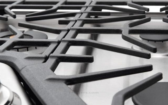Viking® 36" Stainless Steel Natural Gas Cooktop-1
