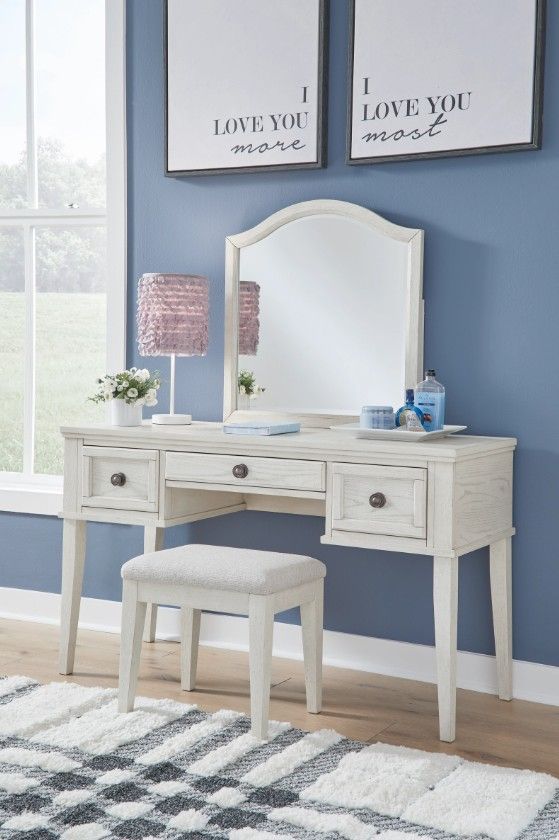 Signature Design by Ashley® Robbinsdale Antique White Mirrored Vanity with Bench-4