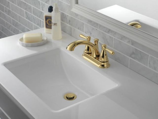 Peerless Bayside Polished Brass 2-Handle Centerset Bathroom Faucet-1