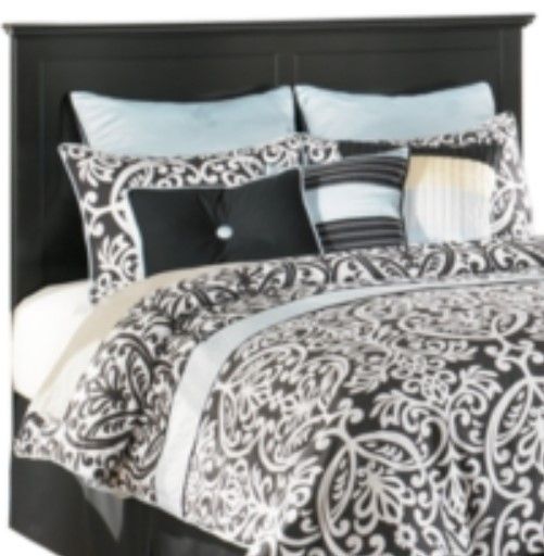 Signature Design by Ashley® Maribel 4-Piece Black King/California King Panel Headboard Bed Set-1