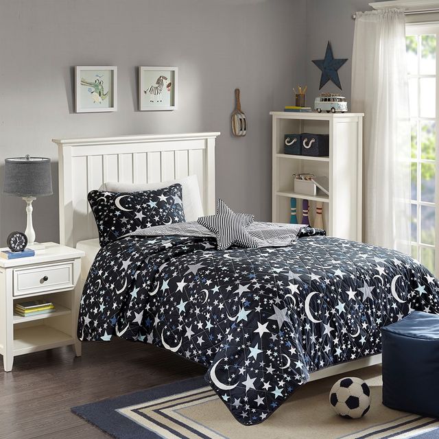 Olliix by Mi Zone Kids Starry Night Charcoal Full/Queen Reversible Coverlet Set-3