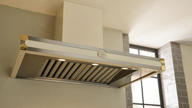 La Cornue CornuFé 90 AlberTine 36" Pure White Wall Mounted Chimney Hood-2
