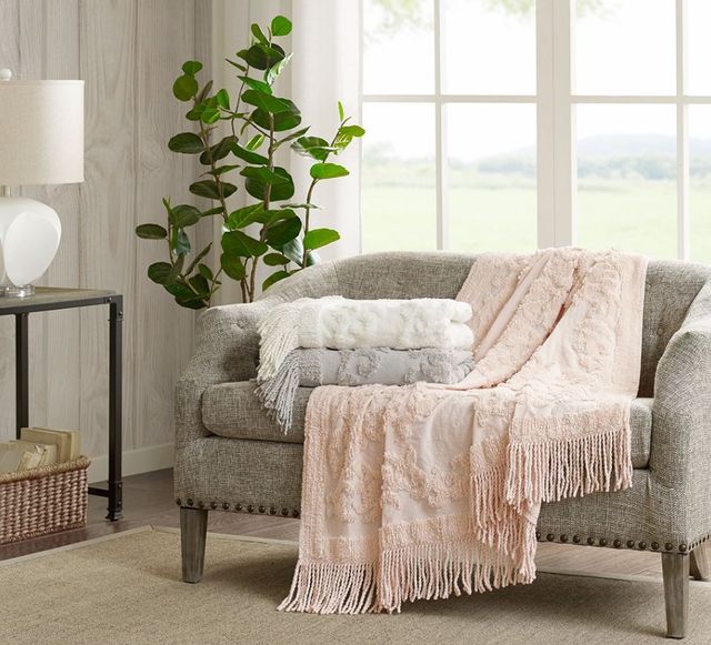 Olliix by Madison Park Chloe Blush 100% Cotton Tufted Chenille Lightweight Throw with Fringe Tassel-3