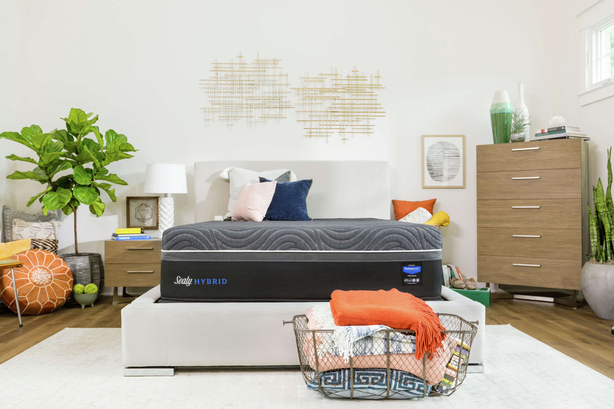 Sealy® Hybrid Premium™ Silver Chill Plush Tight Top Queen Mattress