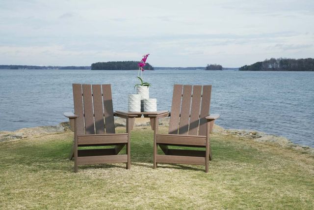 Signature Design by Ashley® Emmeline 3-Piece Brown Outdoor Seating Set-3