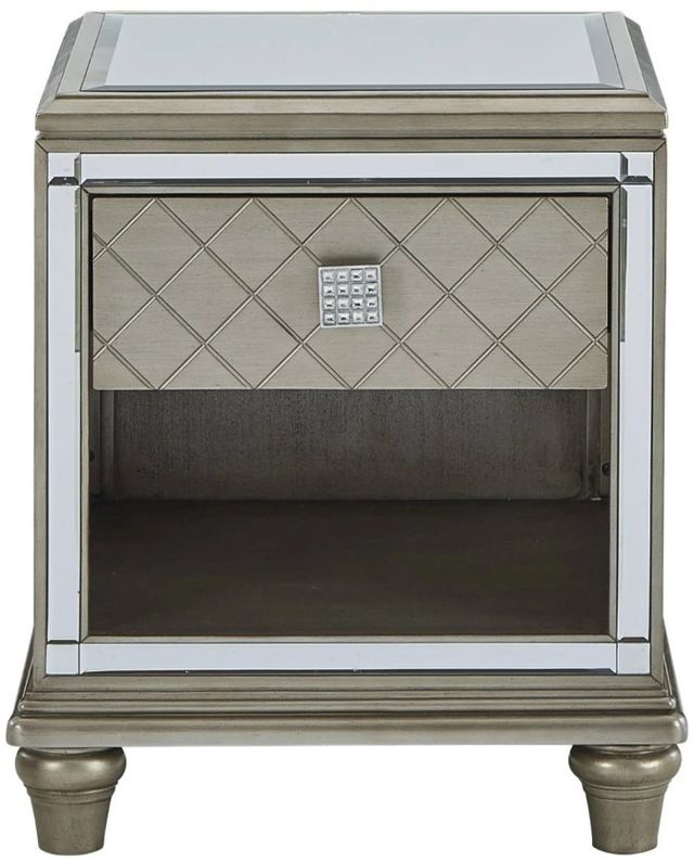Signature Design by Ashley® Chevanna Mirror Top End Table with Platinum Base -1