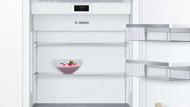 Bosch Benchmark® Series 30 in. 16.0 Cu. Ft. Stainless Steel Built In Counter Depth Bottom Freezer Refrigerator-3