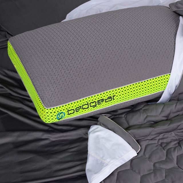 BEDGEAR® All Position Performance Medium Soft Standard Pillow-1
