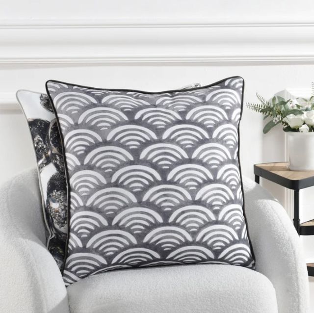 Stylecraft Norman Wyatt Home Black/White 24" Designer Pillow-1
