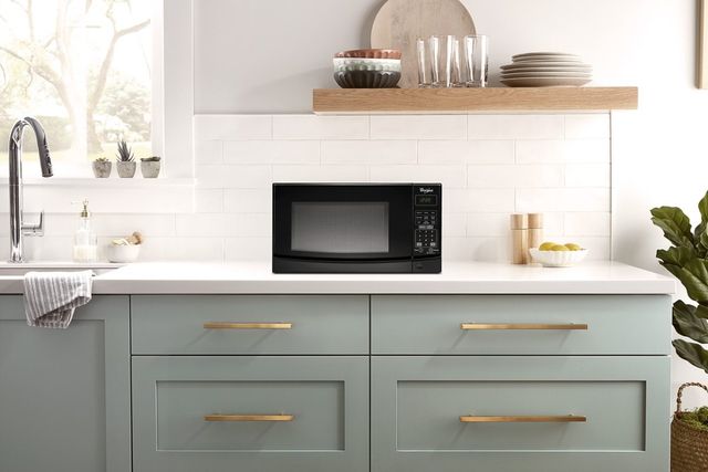Whirlpool® 0.7 Cu. Ft. Black Countertop Microwave-3