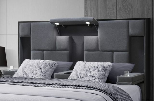 Global Furniture USA Oscar Dark Gray 8 King Panel Bed No Wood Trim-3