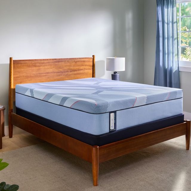 Sealy® Posturepedic® Pro Oldham 13" Hybrid Medium Tight Top King Mattress-1