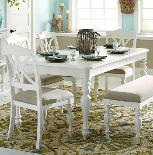 A dining room with optimal clearance around the table A dining room with optimal clearance around the table