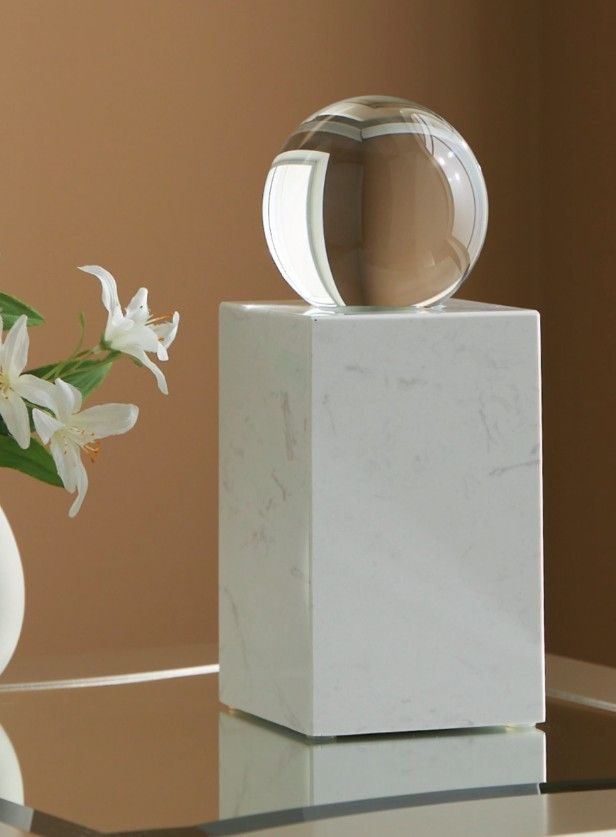 Signature Design by Ashley® Sellner White 5" Sculpture-3