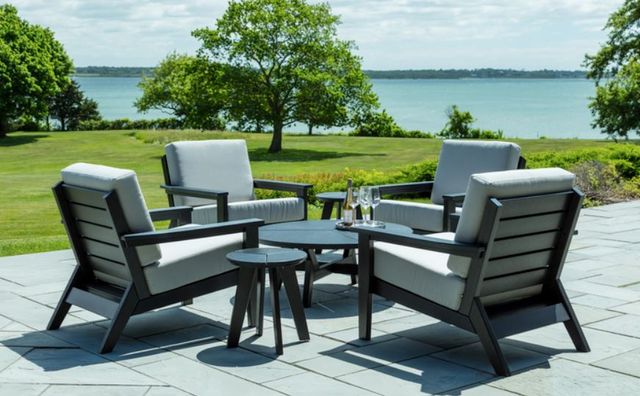 Seaside Casual DEX Round Chat Table-3