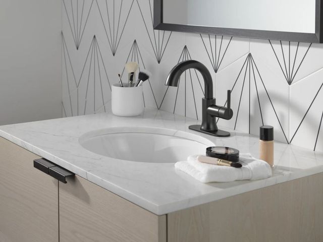 Delta Trinsic® Matte Black Single Handle Lever Pull-Down Bathroom Faucet with Drain-2