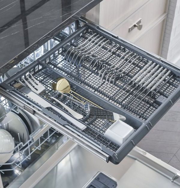 Monogram 24" Custom Panel Built In Dishwasher