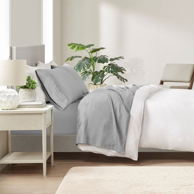 Olliix by Clean Spaces Allergen Barrier Light Gray California King 300 Thread Count Cotton Sheet Set-3