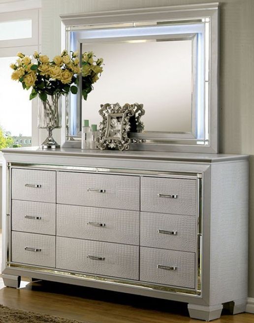 Furniture of America® Bellanova 5-Piece Silver Queen Upholstered Bedroom Set-3