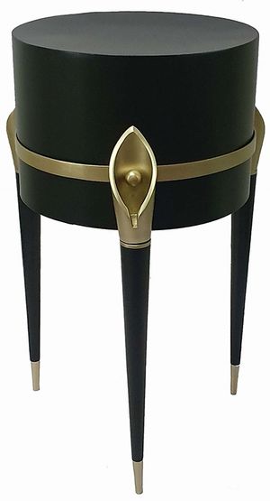 Click to view more images of the product.