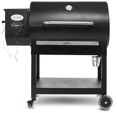 Louisiana Grills LG900C2 Black Freestanding Wood Pellet Grill