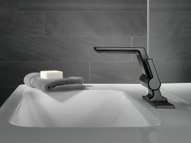 Delta Pivotal® Matte Black Single Handle Bathroom Faucet-3