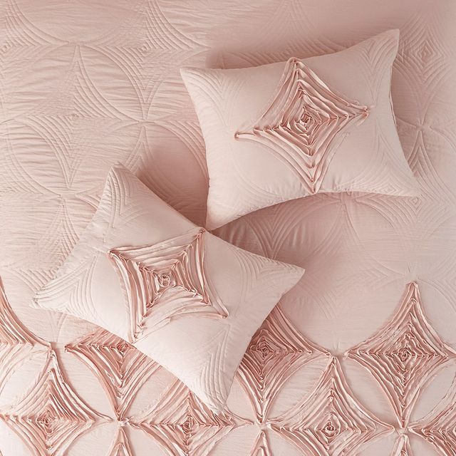 Olliix by Madison Park Colette 4 Piece Blush Full/Queen Comforter Set-4