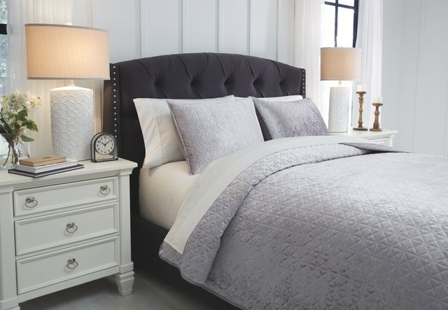 Signature Design by Ashley® Maryam 3-Piece Gray Queen Coverlet Set-2