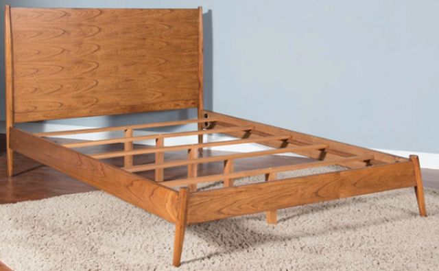 Sunny Designs™ American Modern Cinnamon Eastern King Panel Bed-3