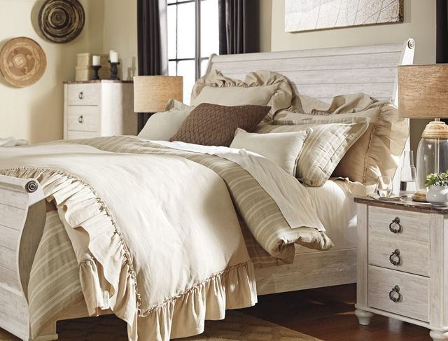 Signature Design by Ashley® Willowton Whitewash Queen Panel Rails-2