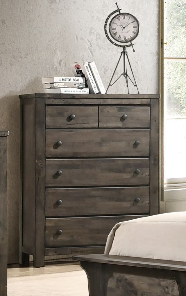 New Classic® Home Furnishings Blue Ridge 2-Piece Rustic Gray Queen Sleigh Bedroom Set with Chest-2