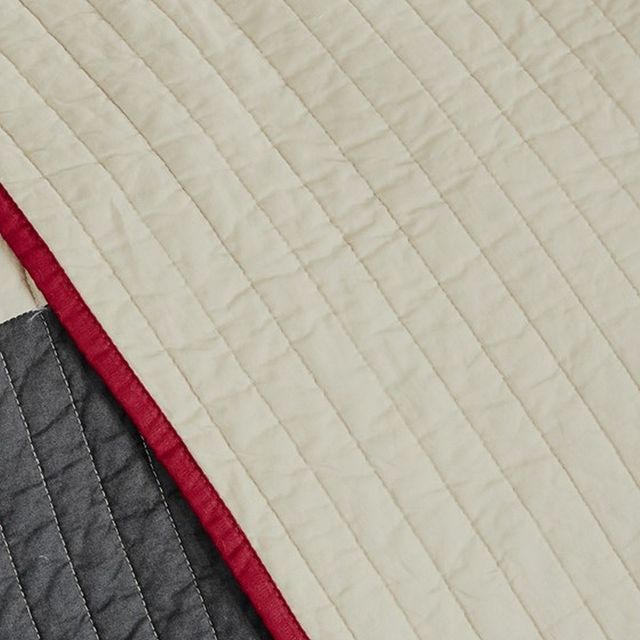 Olliix by Woolrich Red King/Clifornia Huntington Quilt Mini Set-1
