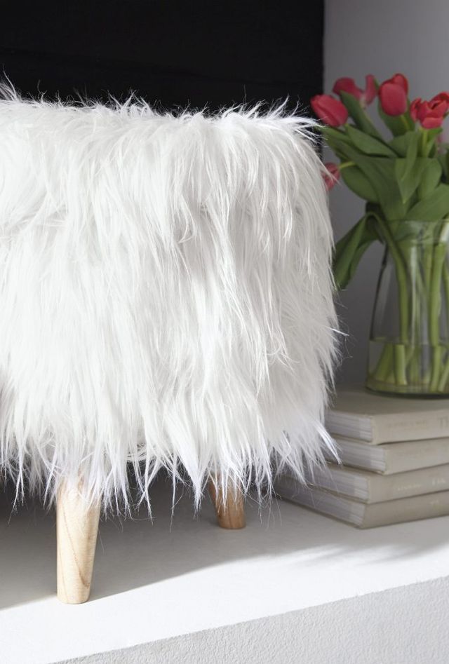 Signature Design by Ashley® Elson White Storage Ottoman-3