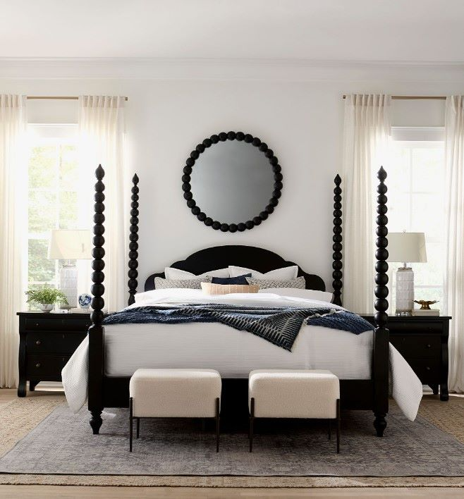 Caroline Queen Poster Bed - Thumbnail 5