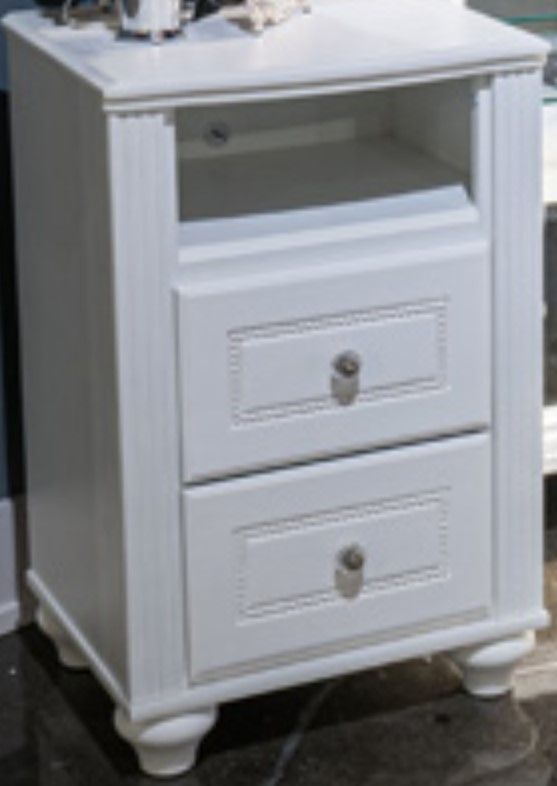 Signature Design by Ashley® Kozlani White Vanity-1