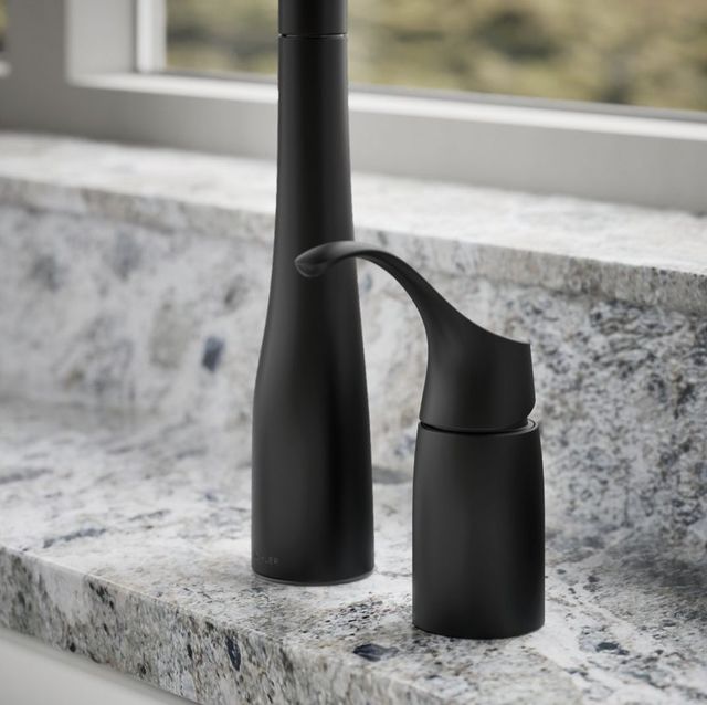 KOHLER® Simplice® Matte Black Kitchen Sink Faucet with 3-Function Sprayhead-3